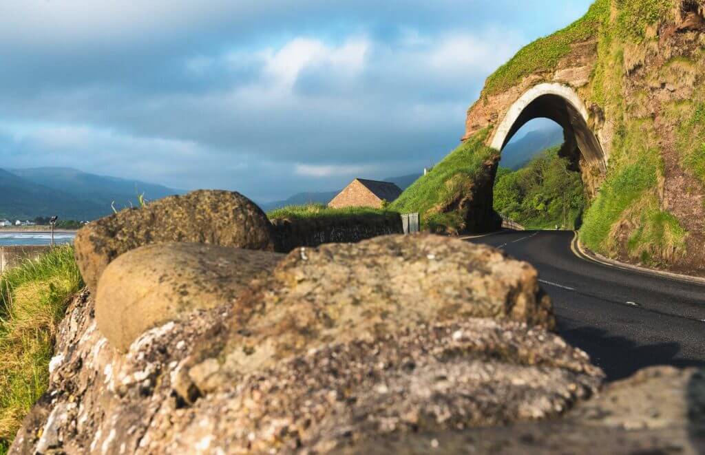 Red-Arch-Antrim-Northern-Ireland-©-Tourism-Ireland-photographed-by-Stefan-Schnebelt