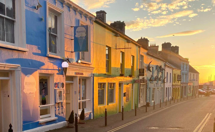 Dingle Murphys Shopfront