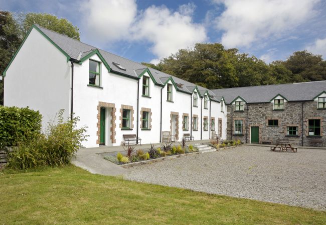 Ardnagashel Estate Holiday Homes, Bantry Bay, County Cork