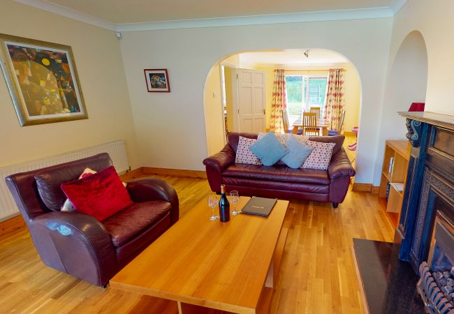 Fishermans Grove Holiday Home, Seaside Holiday Accommodation in Dunmore East, County Waterford