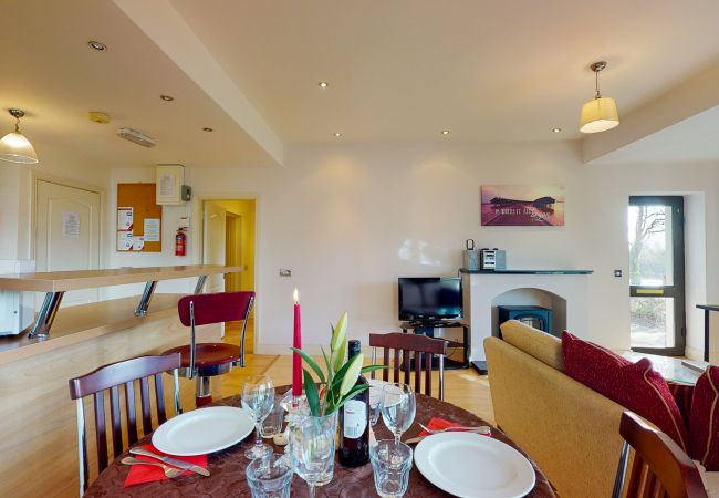 Grove Lodge Holiday Homes, Riverside Holiday Accommodation in Killorglin, County Kerry