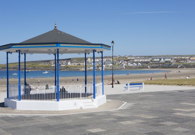 Kilkee Bay, Kilkee, County Clare, Ireland