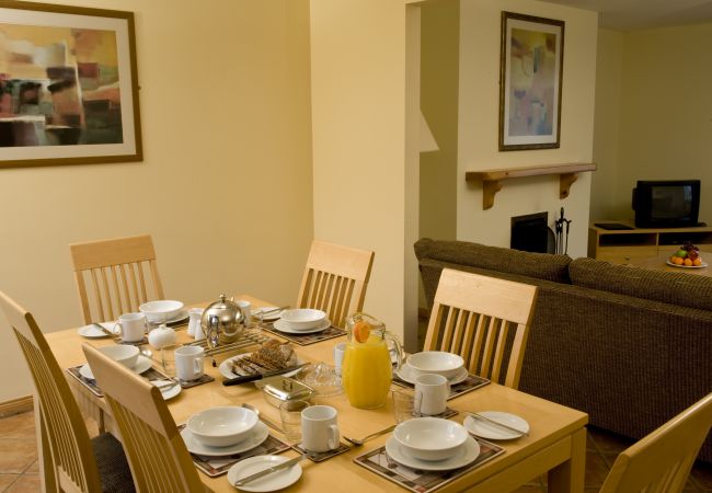 Forest Haven Holiday Homes_Dunmore East_Dining_Co. Waterford