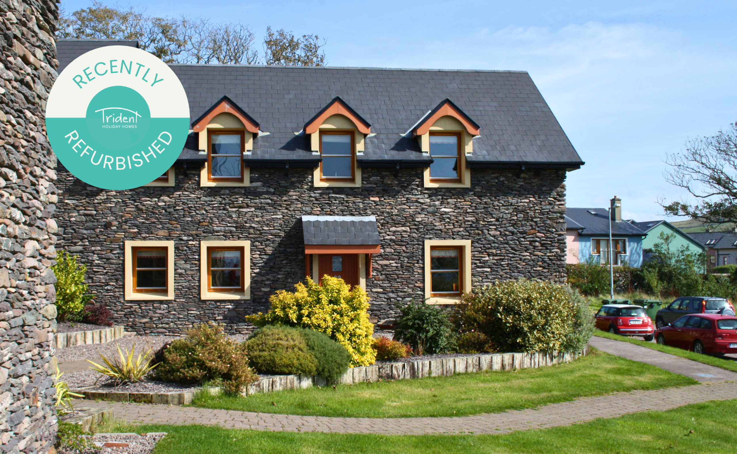 Dingle Courtyard Cottages, Cluster of Holiday Available