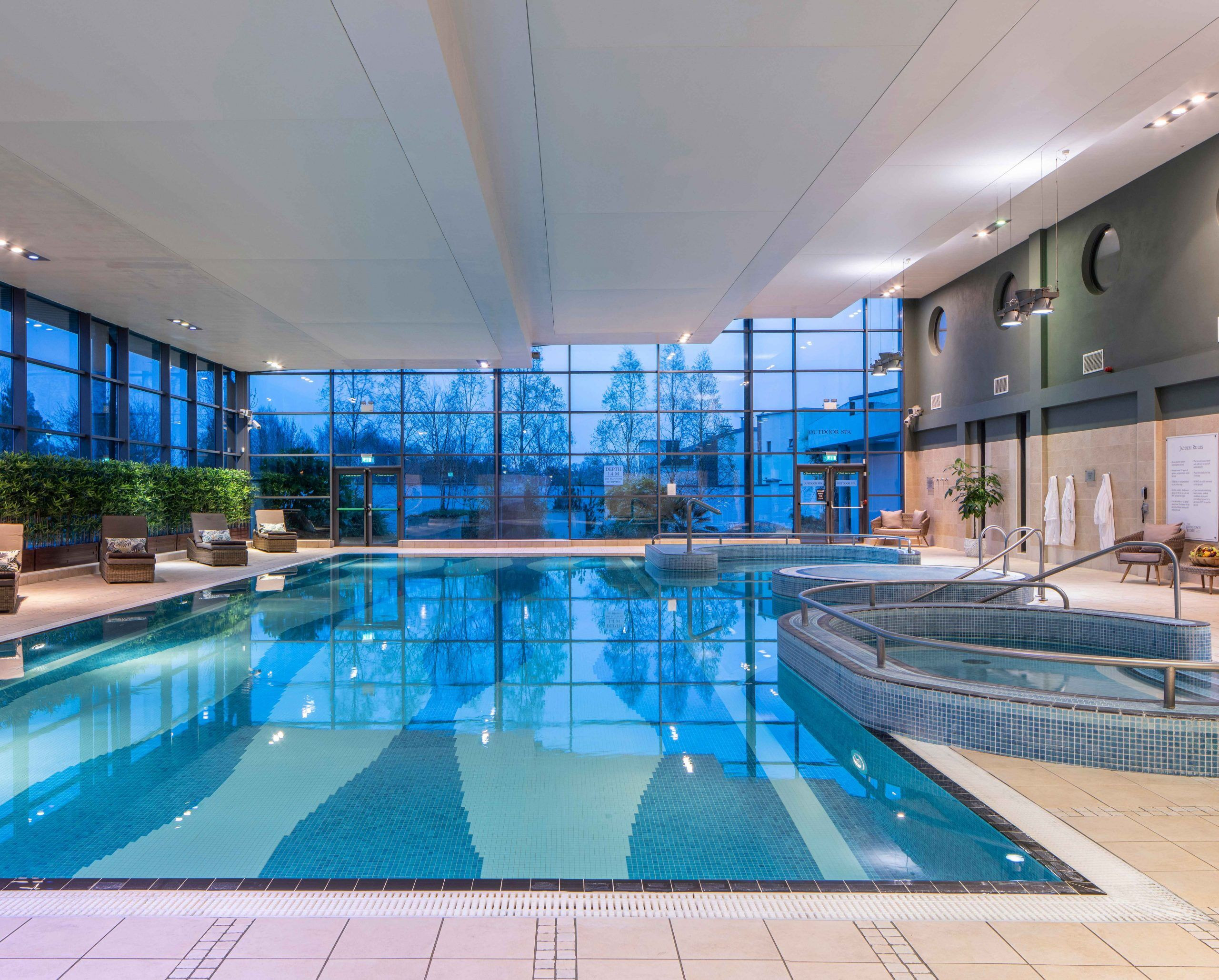 JohnstownEstateHolidayLodgesSwimmingPool2 JohnstownEstateHolidayLodgesSwimmingPool2