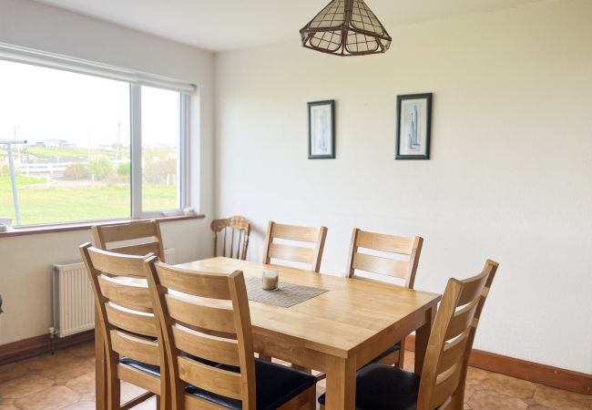 Dining Area in Spanish Point El Martins