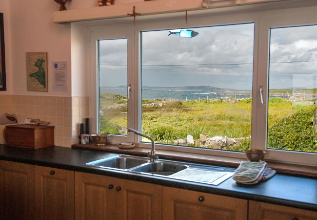 Claddaghduff Holiday Cottage Self Catering Cottage Connemara Galway
