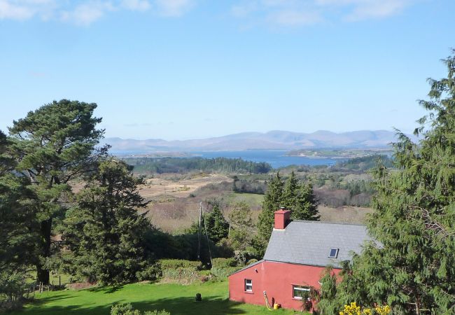 Angelas Farmhouse, Coastal Self Catering Accommodation near Kenmare, County Kerry