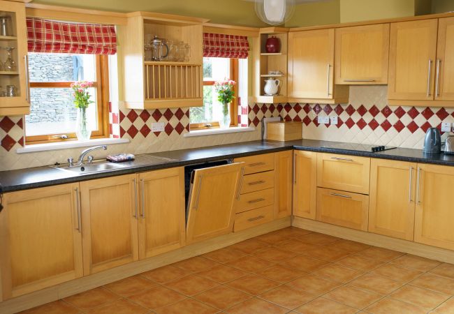 Dingle Courtyard Cottages, Cluster of Self-Catering Holiday Homes in Dingle, County Kerry