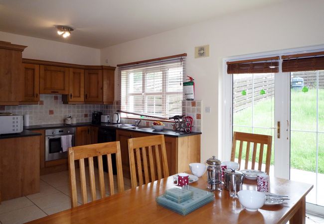 Cois Chnoic, Seaside Self Catering Holiday Home in Dingle