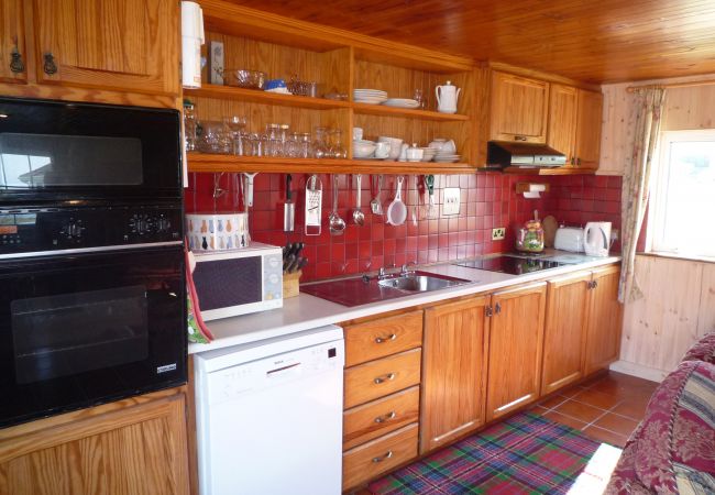 Island View Cottage, Coastal Self Catering Holiday Home in Bantry