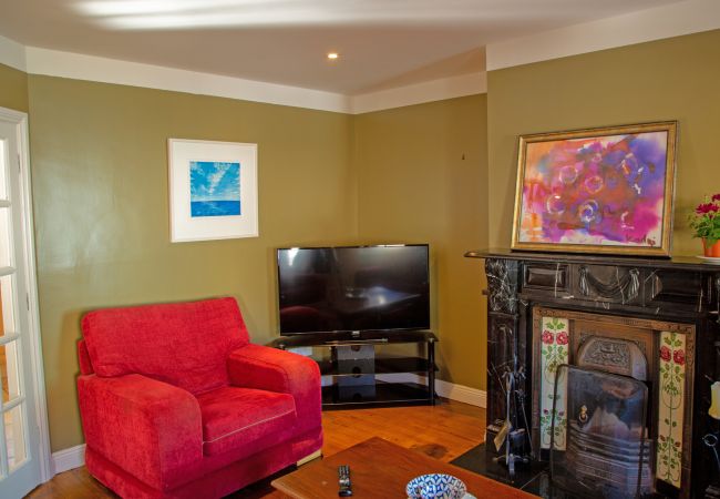 Spacious Dingle Town Holiday Home, Dingle, County Kerry