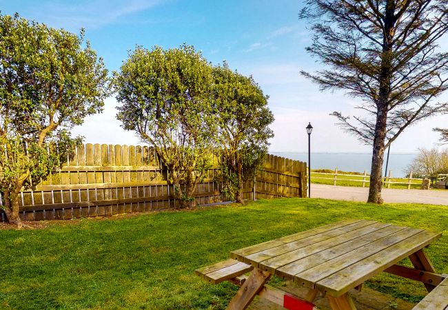 Spacious Seacliff Holiday Home No. 8, Dunmore East, County Waterford