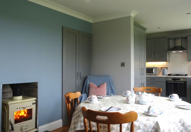 Charming Mary Naoise Holiday Home, Lettermacaward, County Donegal