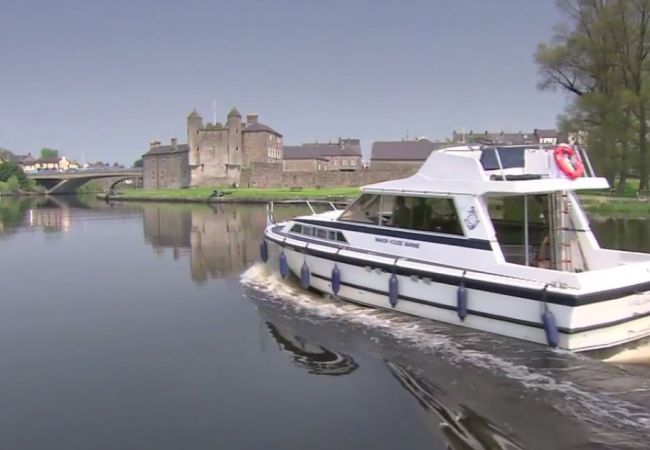 Hire a boat on Lough Erne in County Fermanagh Manor Marine Noble Chancellor 4/6 Berth