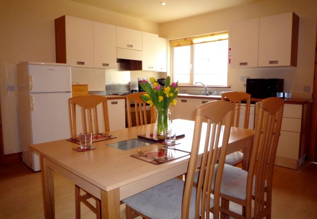 Innisfallen Holiday Home No 4, Pet Friendly Holiday Accommodation Available in Killarney, County Ker