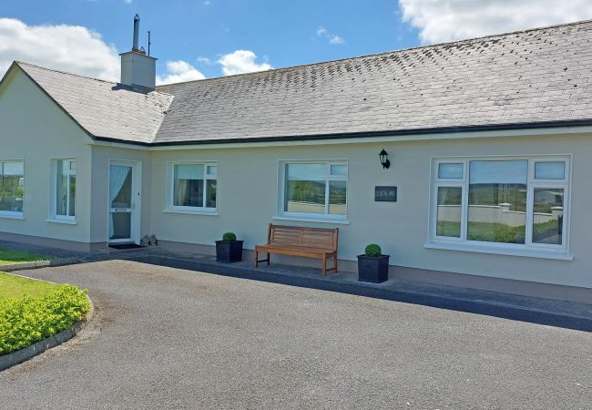 Southland Holiday Home, Seaside Holiday Accommodation Available near Milltown Malbay, County Clare