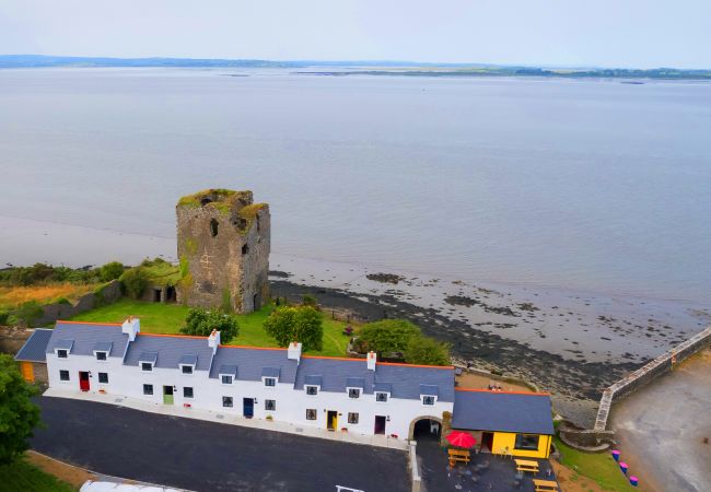 Shannon Castle Holiday Cottages Type C , Riverside Holiday Accommodation Available in Ballysteem, Co