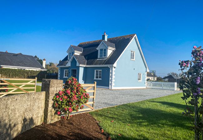 Hilltop Haven Kilmore, Coastal Holiday Accommodation Available in Kilmore, County Wexford