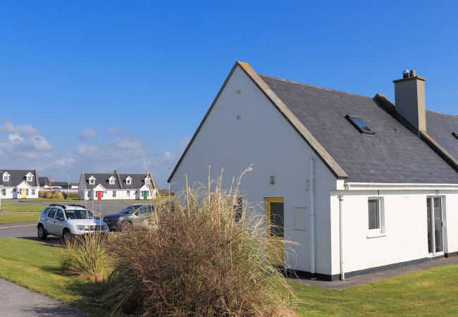 Ballybunion Holiday Cottage No. 10 | Coastal Self-Catering Holiday Accommodation Available in Ballyb