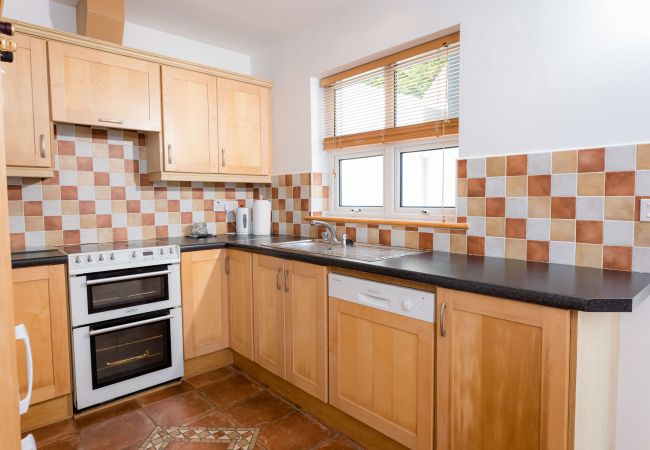 Kilkee Townhouse| Coastal Self-Catering Holiday Accommodation Available in Kilkee, County Clare