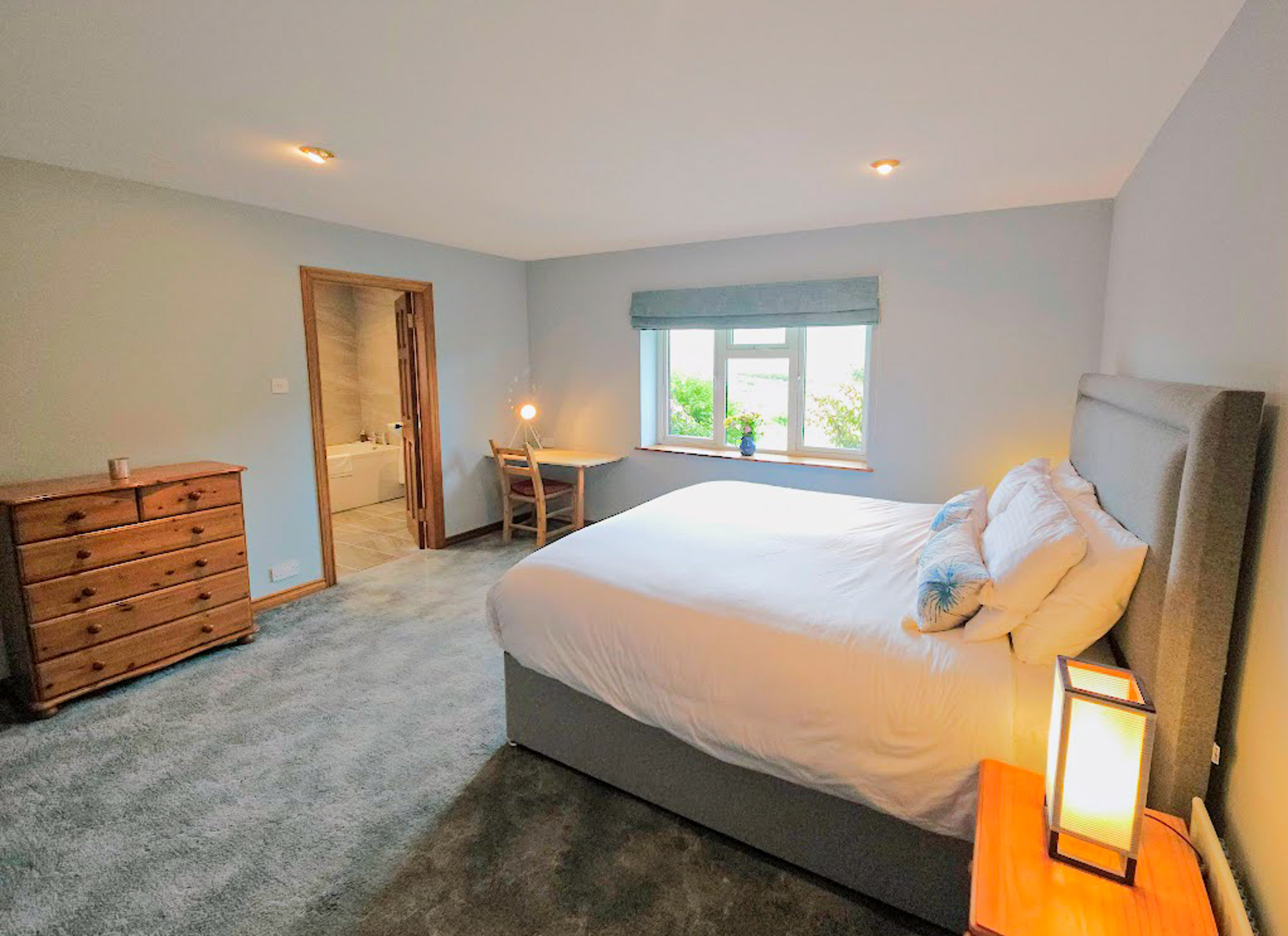 Mainbedroom