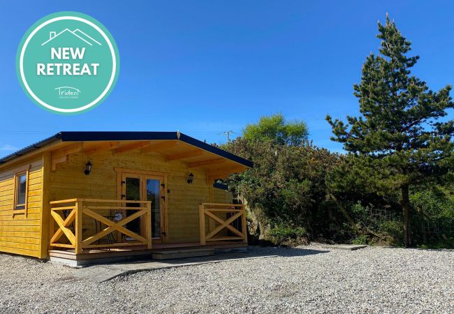 Clifden Lake View Holiday Cabin, Clifden, Co. Galway | Coastal Self-Catering Holiday Accommodation A