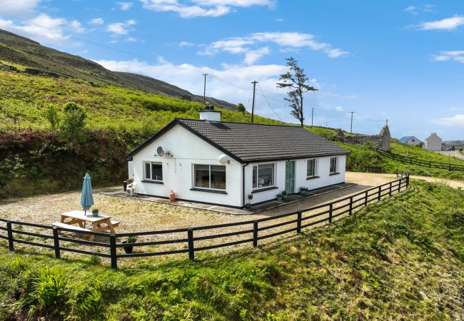 Clifden Seaside Holiday Home, Clifden, Co. Galway | Coastal Self-Catering Holiday Accommodation Avai