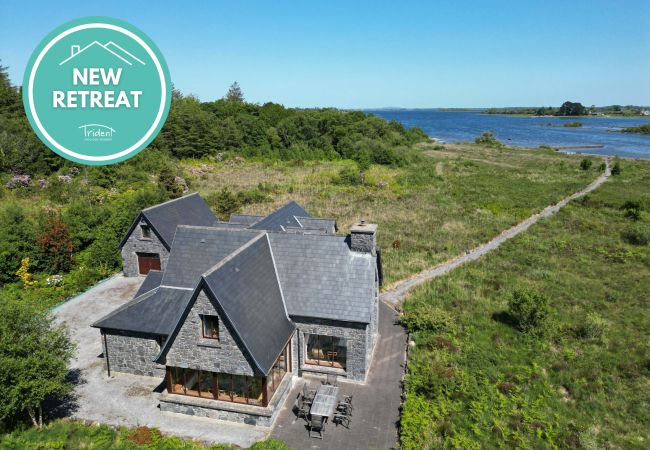 Lough Corrib Luxury Holiday Home, Oughterard, Galway, Ireland