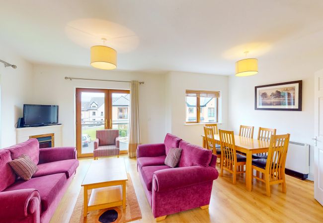 Lakeside Holiday Homes, Killaloe, County Clare