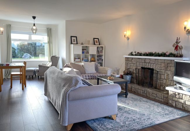 LivingRoomAreainGlynskHolidayHomeCashel