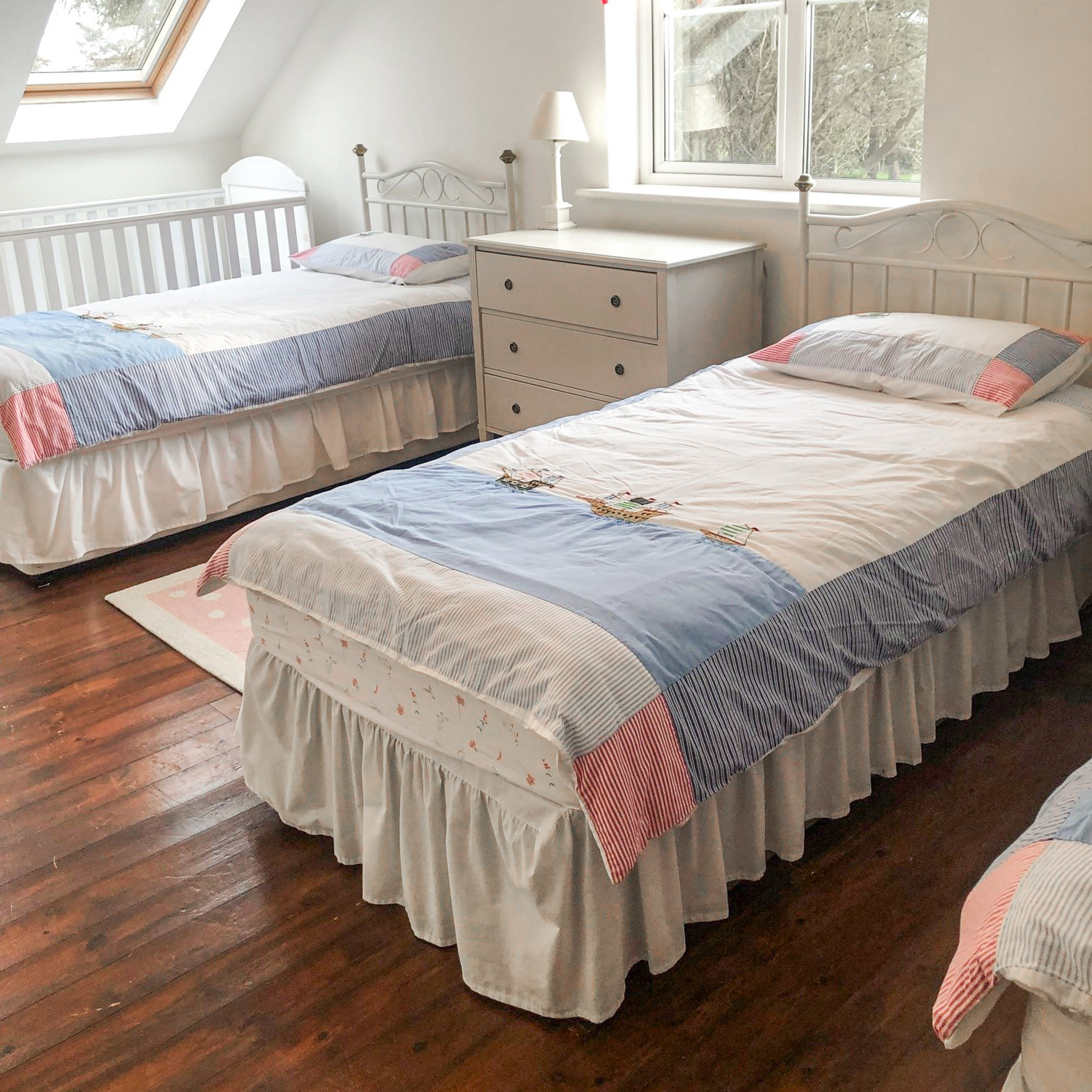 BedroominSpringwoodCottageLouisburg-06