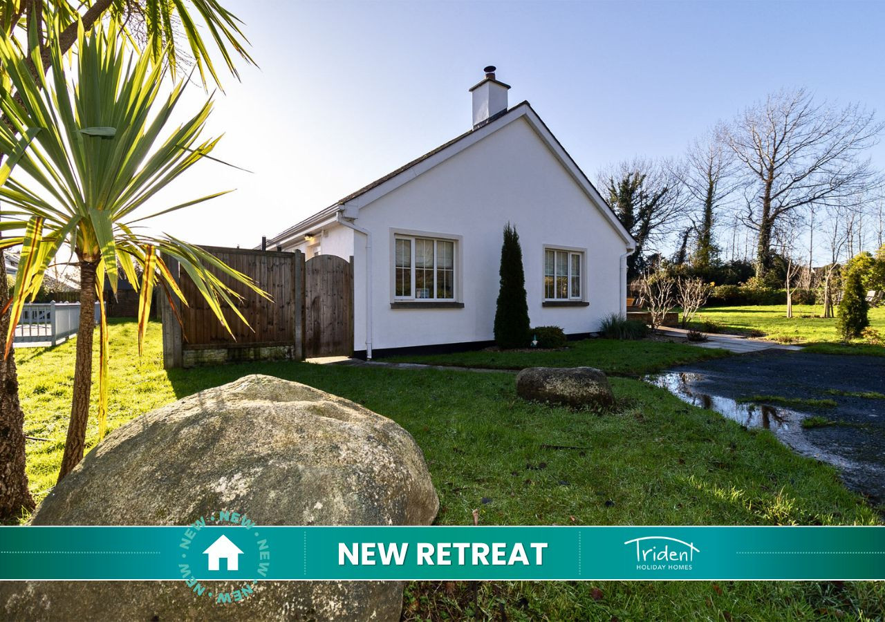 BrittasBayHolidayParkNo7-NEWRETREATsticker BrittasBayHolidayParkNo7-NEWRETREATsticker