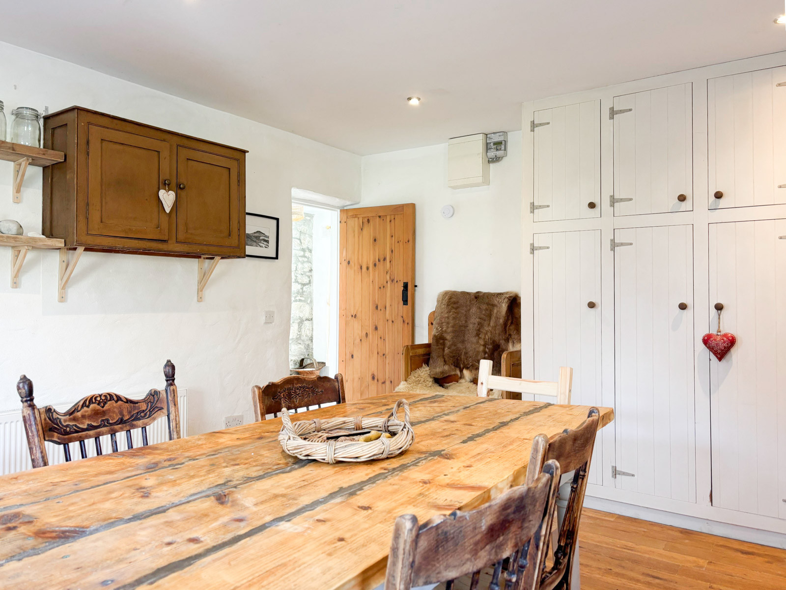 MoyardStoneCottageRef484-28