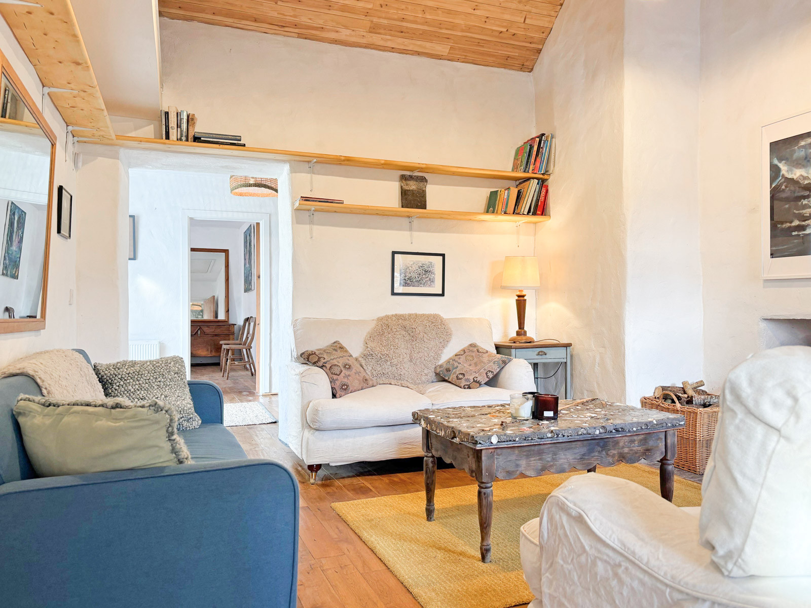 MoyardStoneCottageRef484-03