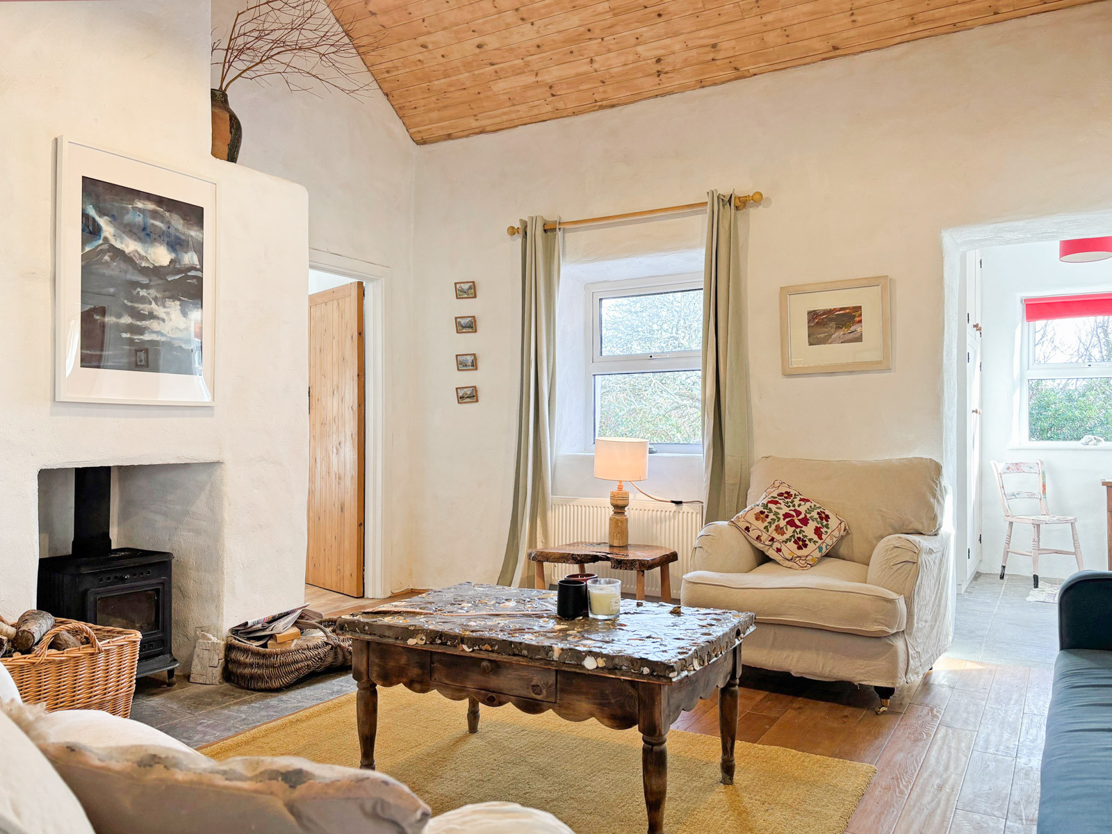 MoyardStoneCottageRef484-02