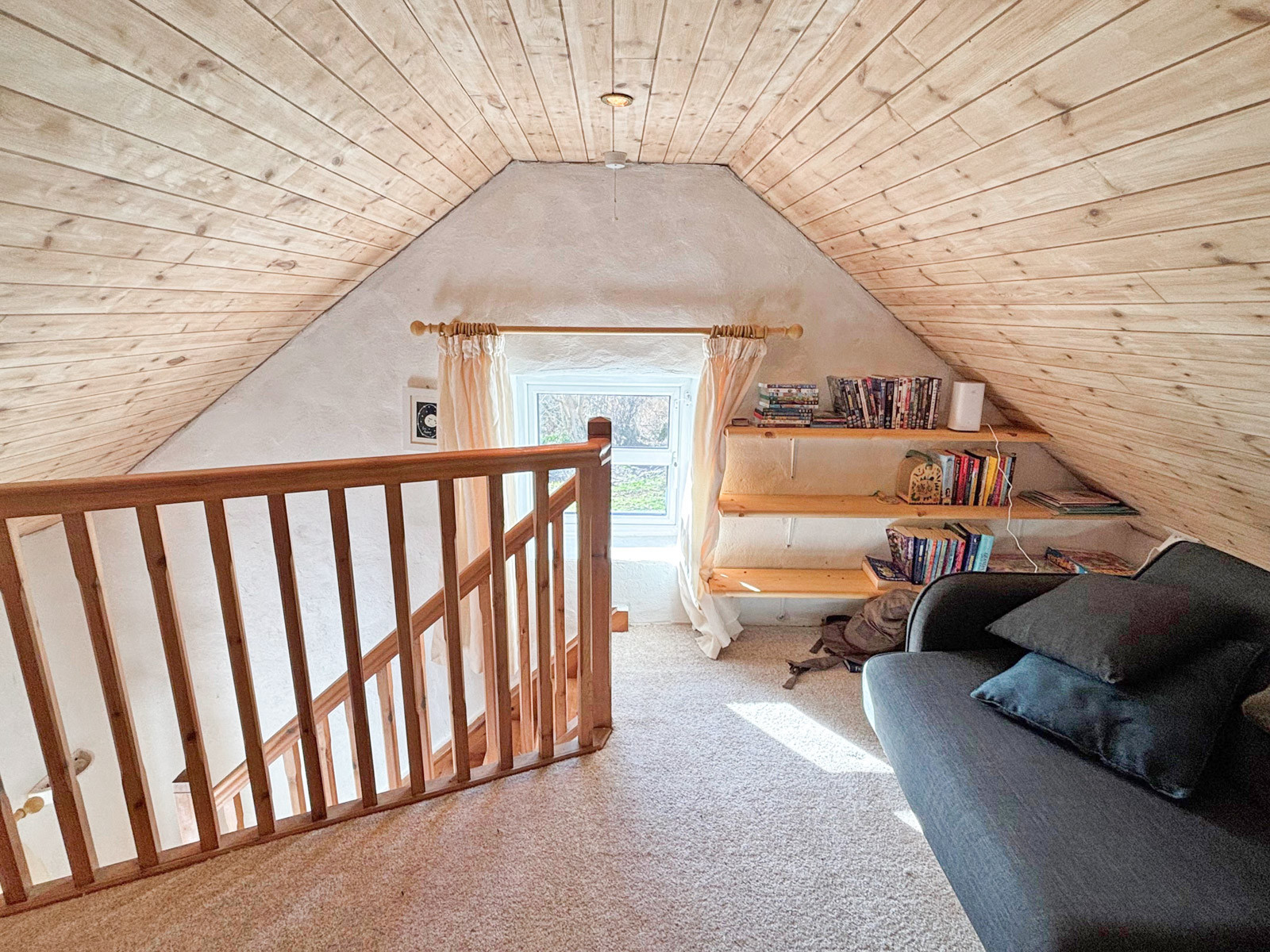 MoyardStoneCottageRef484-14