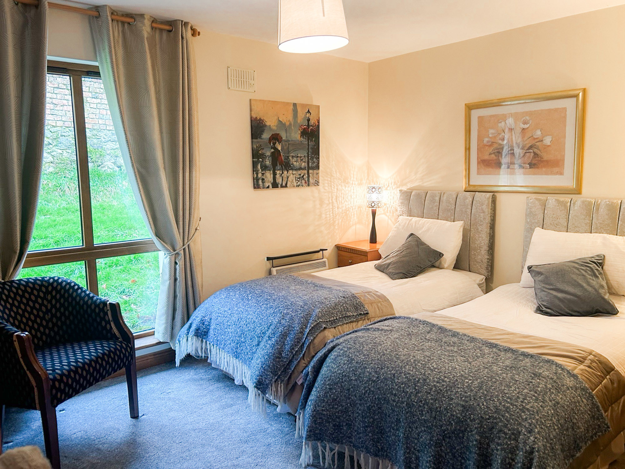 Glasson Mews Holiday Home No. 2 | Lakeside Holiday Home in Glasson, Co. Westmeath