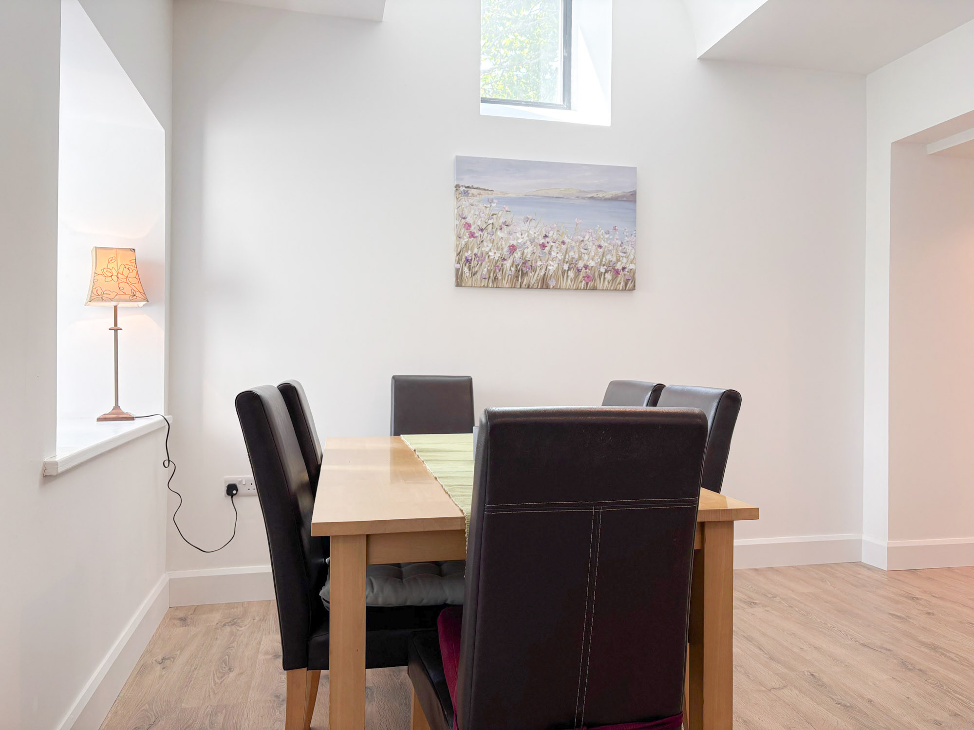 BluebellCottageRoundstoneRef486-2