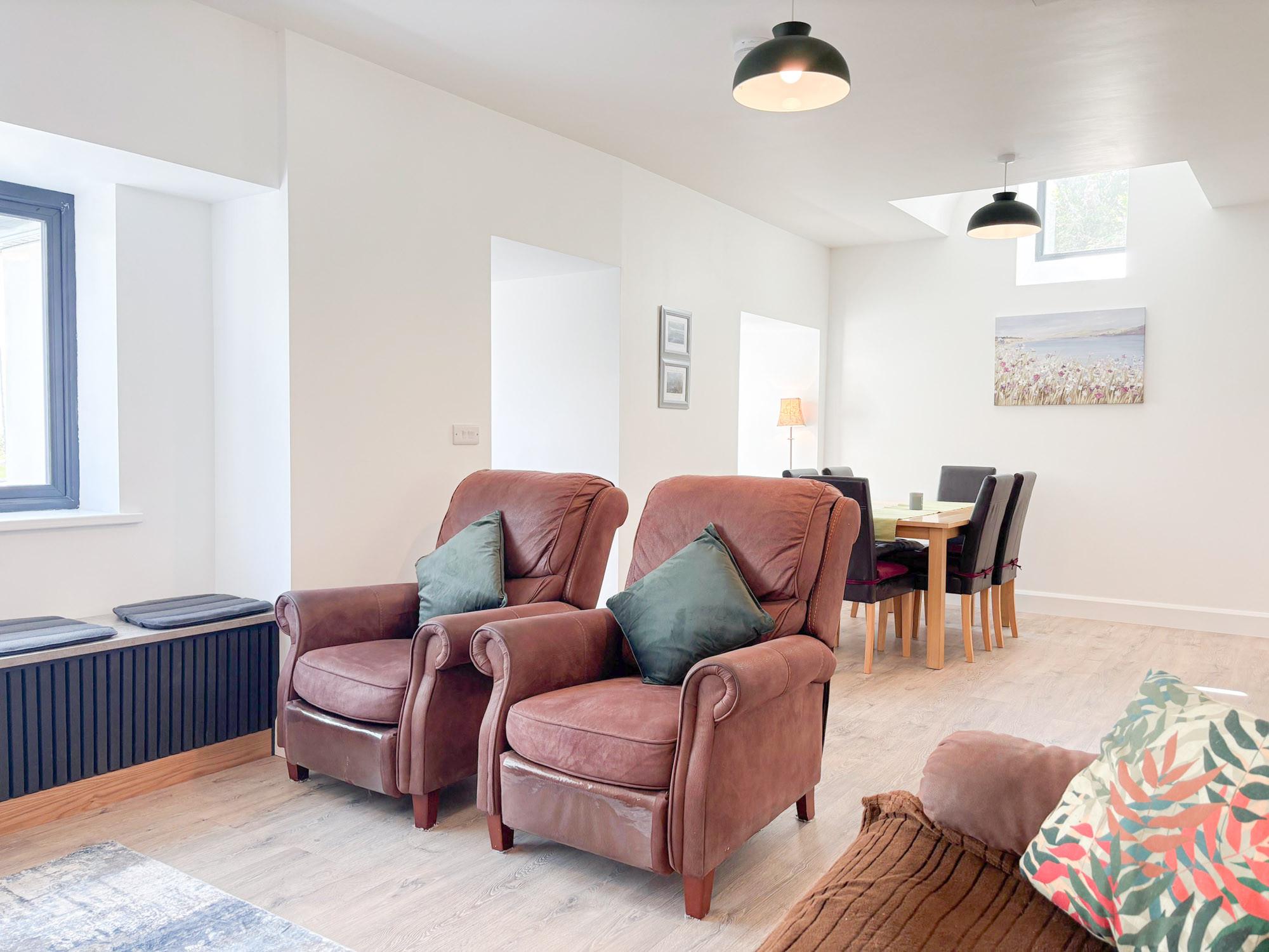 BluebellCottageRoundstoneRef486