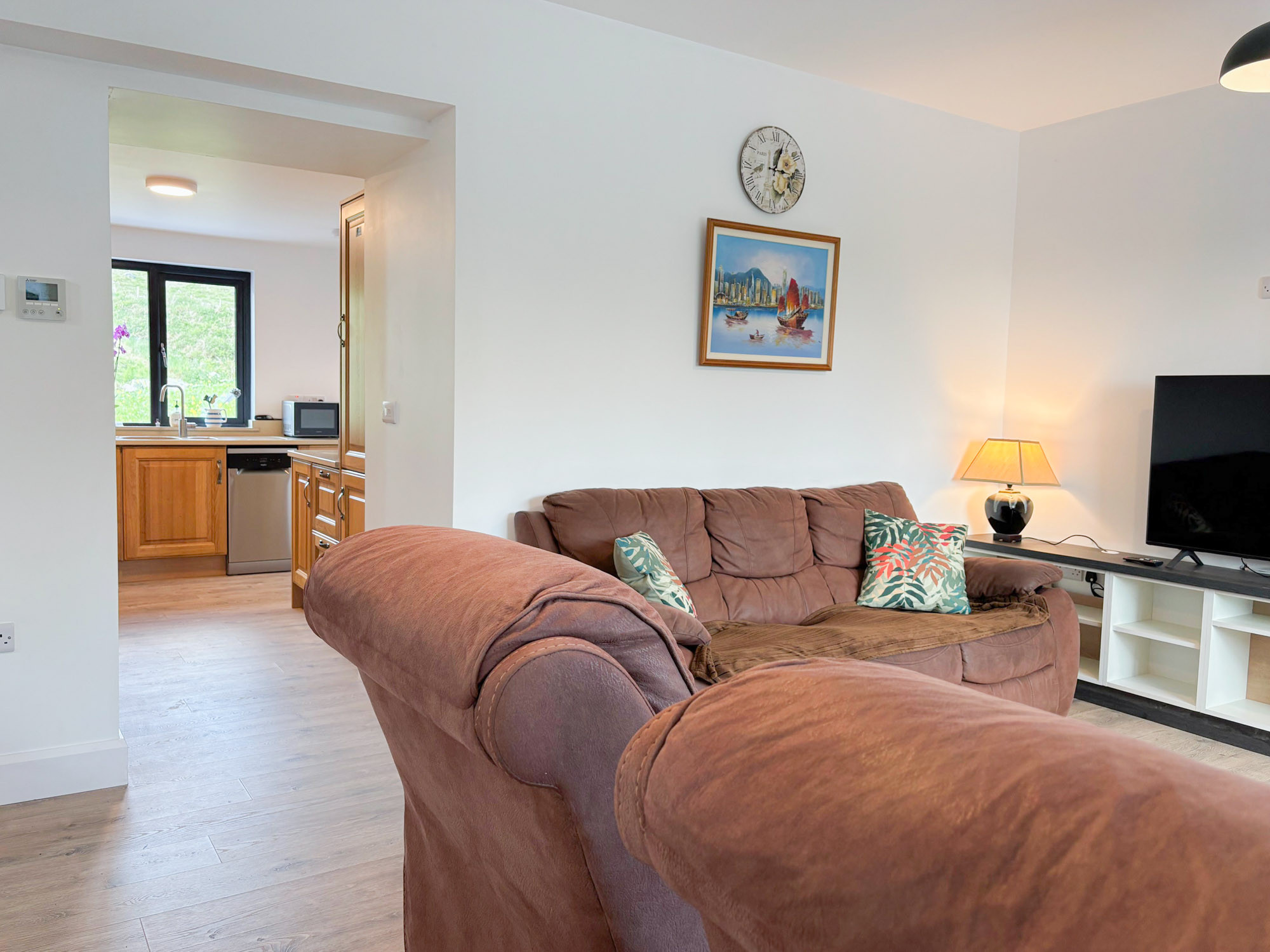 BluebellCottageRoundstoneRef486-7