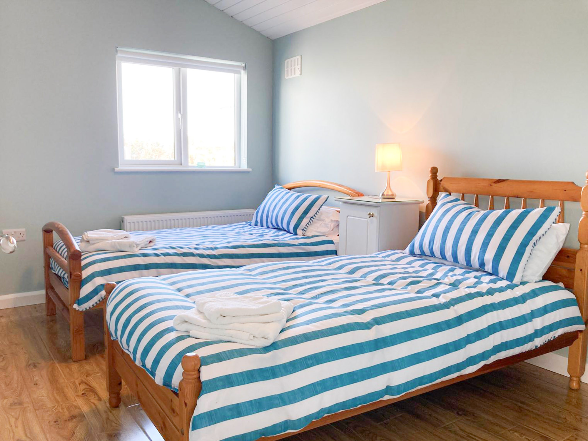 CladdaghduffHolidayCabinRef485-16